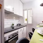 Cozy 3 Bed In The Heart Of * Alicante