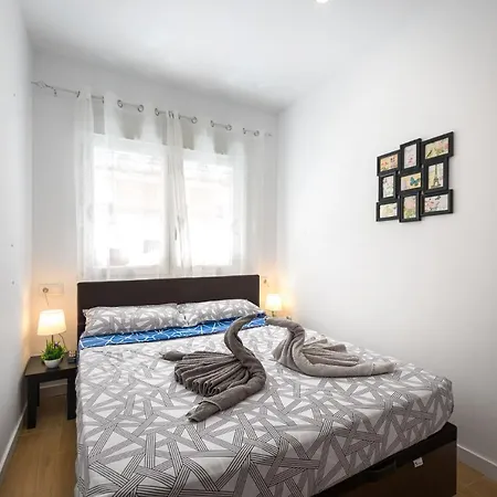 Cozy 3 Bed In The Heart Of Apartment