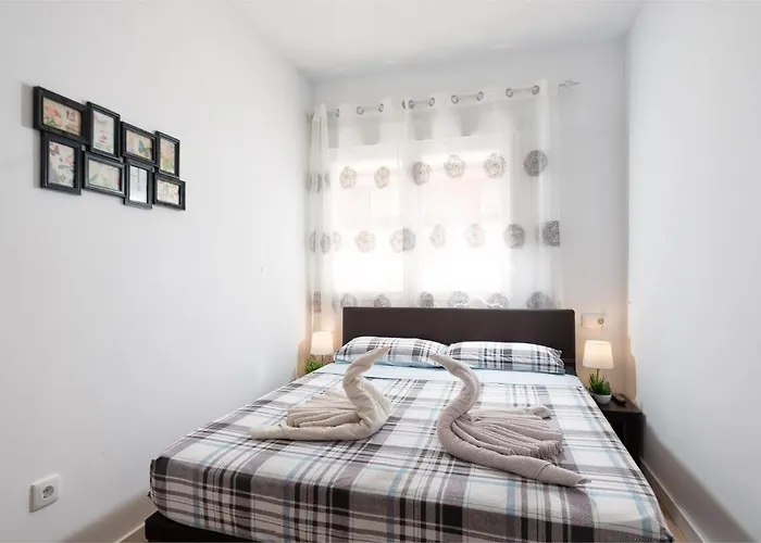Cozy 3 Bed In The Heart Of Аликанте